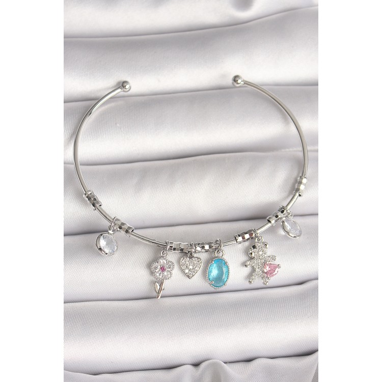 Pirinç Gümüş Renk Sallantı Zirkon Taşlı Ayıcık Figür Çiçek Detay Charm Kadın Bileklik