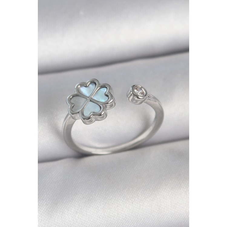 Pirinç Gümüş Renk Mavi Mineli Yonca Model Zirkon Taş Detay Ayarlanabilir Kadın Yüzük