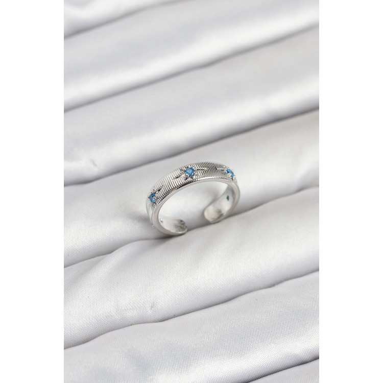 Pirinç Gümüş Renk Mavi Zirkon Taşlı Kutup Yıldızı Model Kadın Yüzük