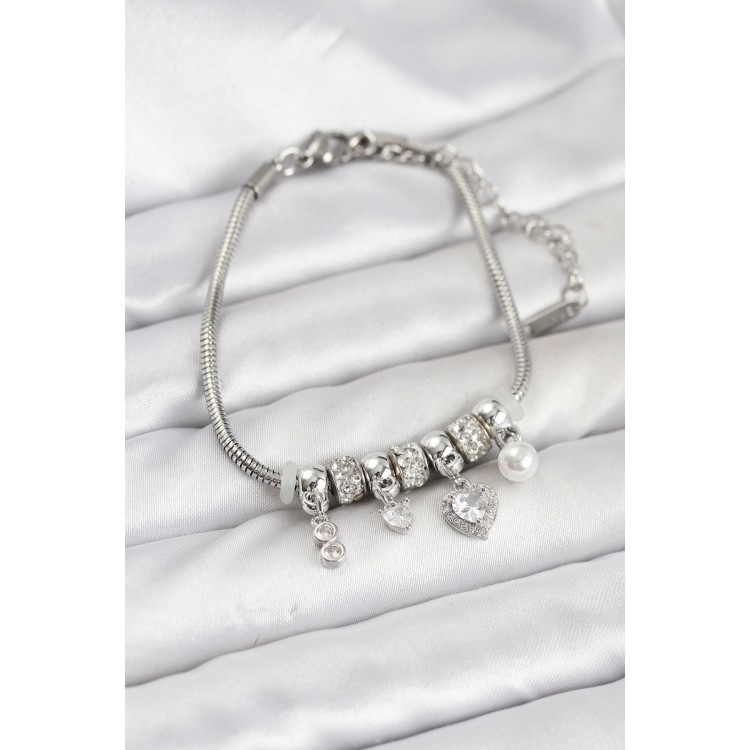 Pirinç Gümüş Renk Kalp Charmlı Kadın Bileklik