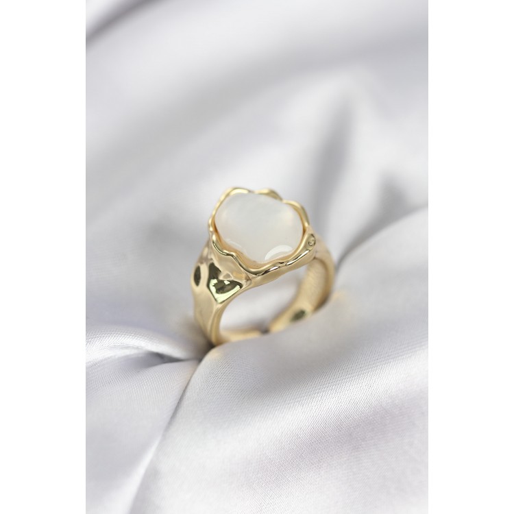 Gold Renk Beyaz Taşlı Vintage Kadın Yüzük