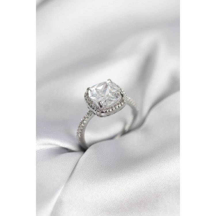 Kare Tek Taş Model Zirkon Taşlı Gümüş Renk Kadın Yüzük