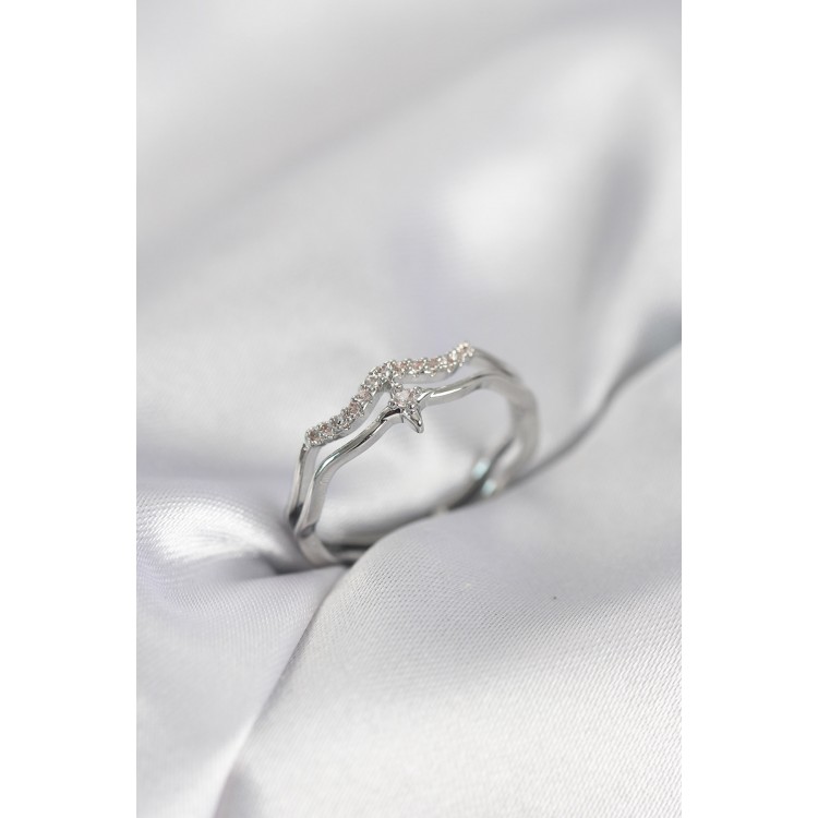 Minimal Yıldız Model Gümüş Renk Zirkon Taşlı Kadın Yüzük