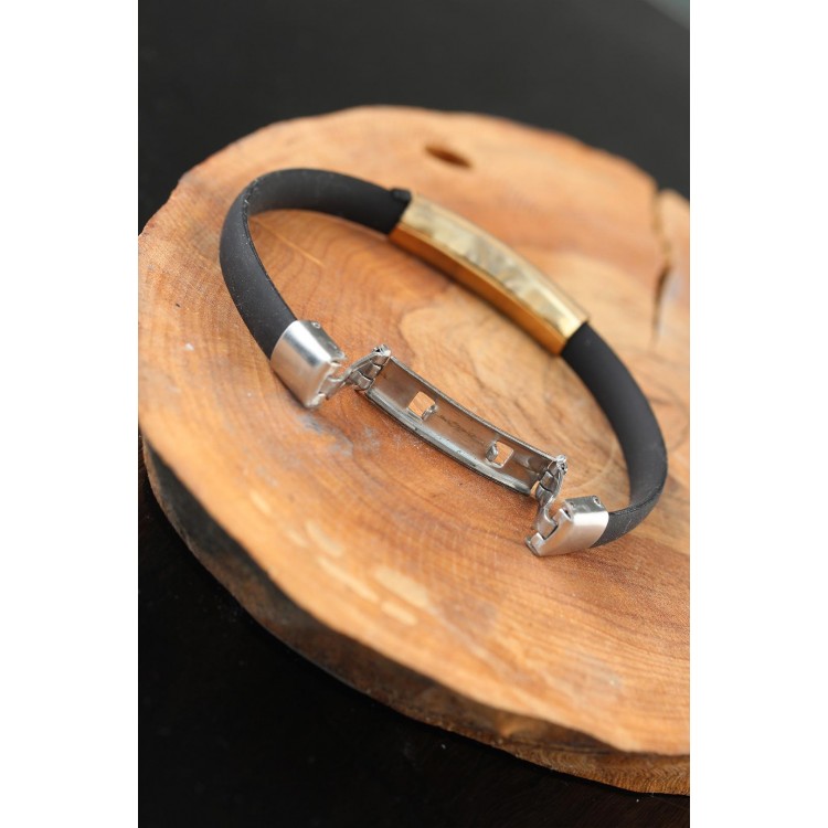 Gold Renk Metal Kuru Kafalı Tasarım Siyah Renk Silikon Erkek Bileklik